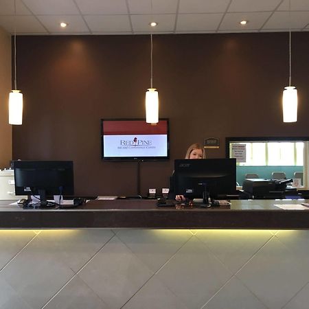 Red Pine Inn & Conference Centre Alliston Extérieur photo