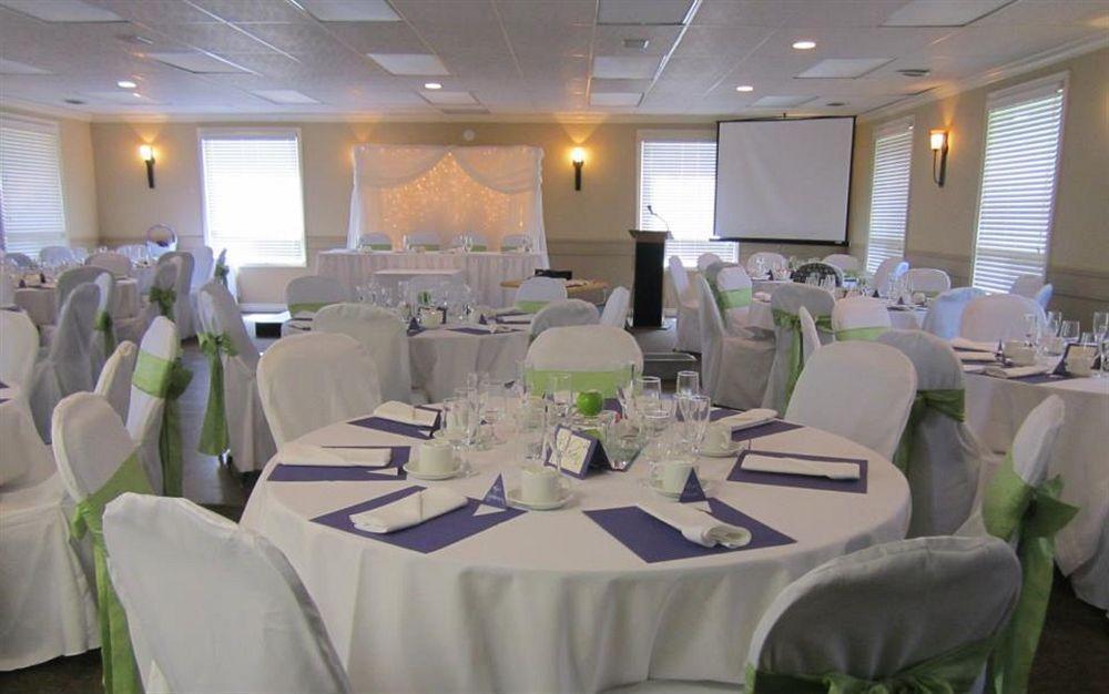 Red Pine Inn & Conference Centre Alliston Extérieur photo